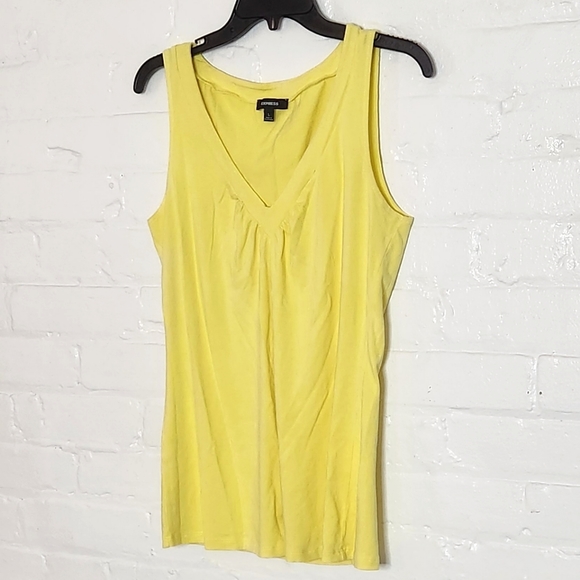 Express Yellow V-Neck Sleeveless Top - Picture 3 of 5